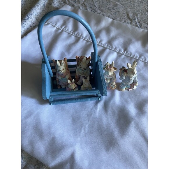 Peter  Rabbit Family Fictional Character Set Collectors Item - Picture 3 of 7